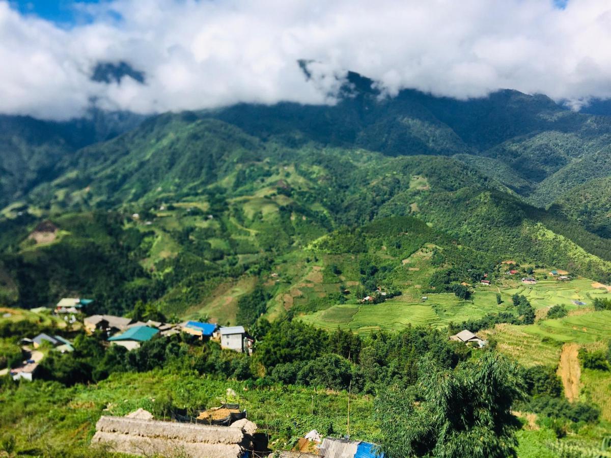 Black Hmong View 2* Шапа